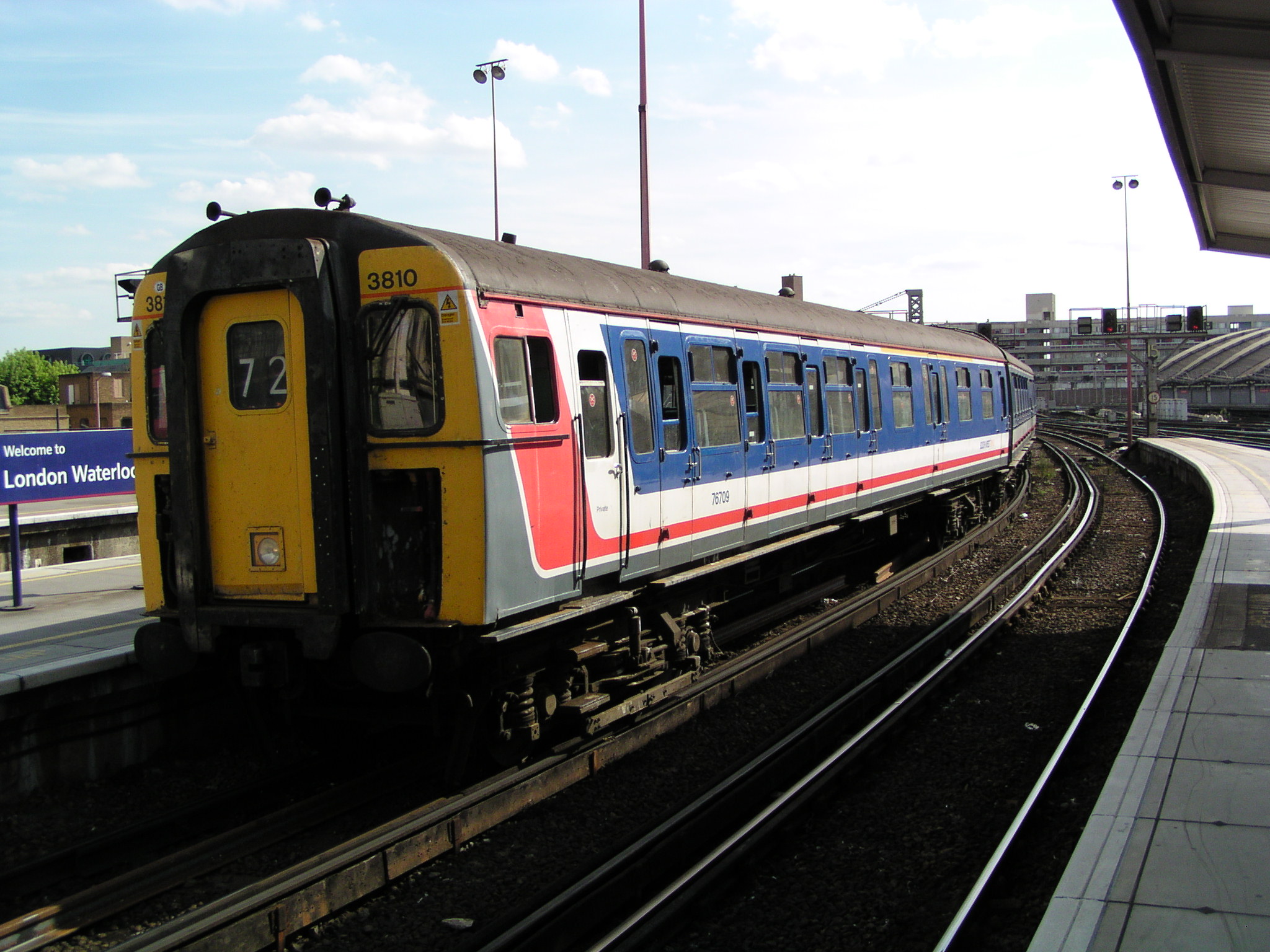 :usertrack:ttuse:3810_arriving_at_london_waterloo.jpg